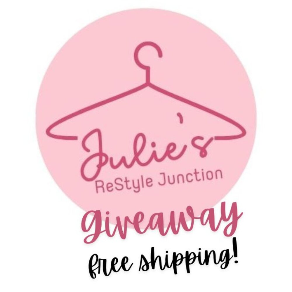 Posh LIVE Show Giveaway Item